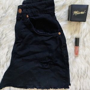 High Waist Black Denim Short